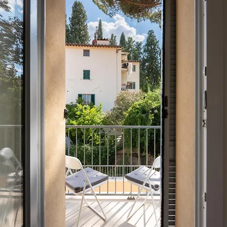 Lejlighed Charming - Conventino Modern - One-bedroom Flat With Living Area And Garage Near Boboli