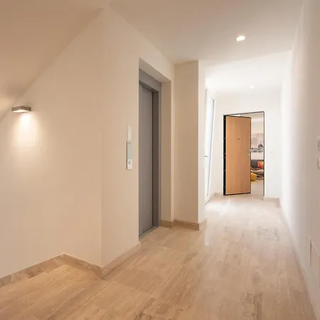 Charming - Conventino Modern - One-bedroom Flat With Living Area And Garage Near Boboli Firenze