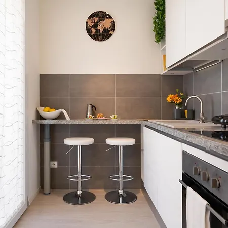 Lejlighed Charming - Conventino Modern - One-bedroom Flat With Living Area And Garage Near Boboli *