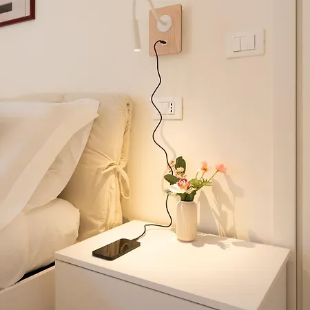 Charming - Conventino Modern - One-bedroom Flat With Living Area And Garage Near Boboli