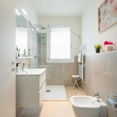 Charming - Conventino Modern - One-bedroom Flat With Living Area And Garage Near Boboli Lejlighed