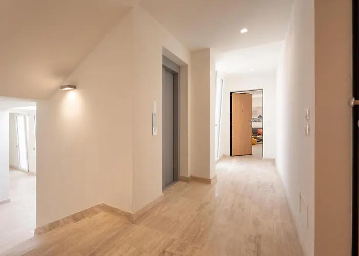 Charming - Conventino Modern - One-bedroom Flat With Living Area And Garage Near Boboli Florenz